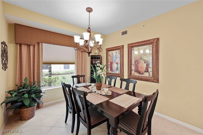 Foto del edificio - 1445 Tiffany Ln