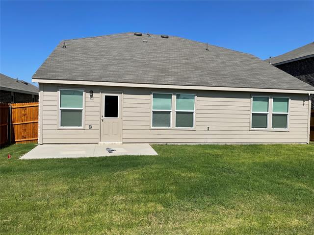 Building Photo - 16020 Pemberly Ln