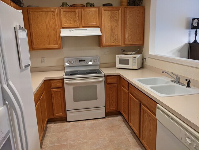 Foto del edificio - 2133 Copper Creek Dr