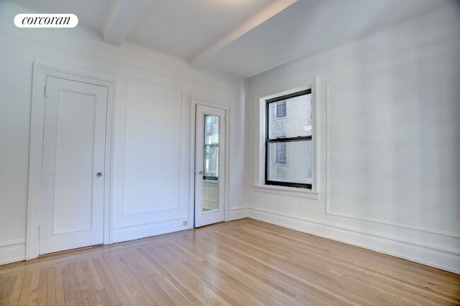 Building Photo - 315 W 102nd St