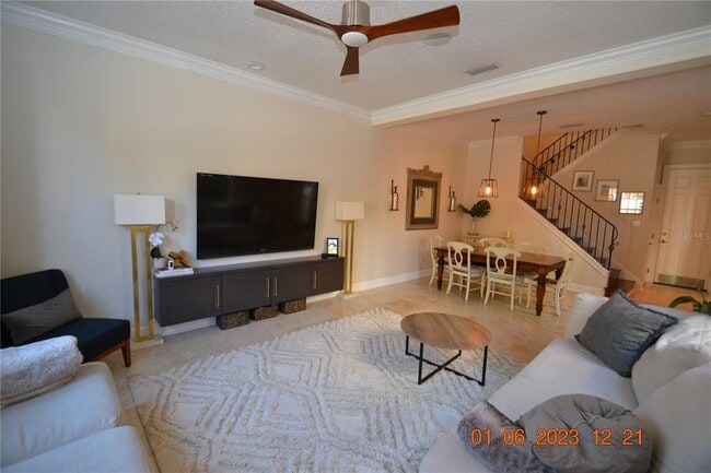 Building Photo - 2405 Victoria Gardens Ln
