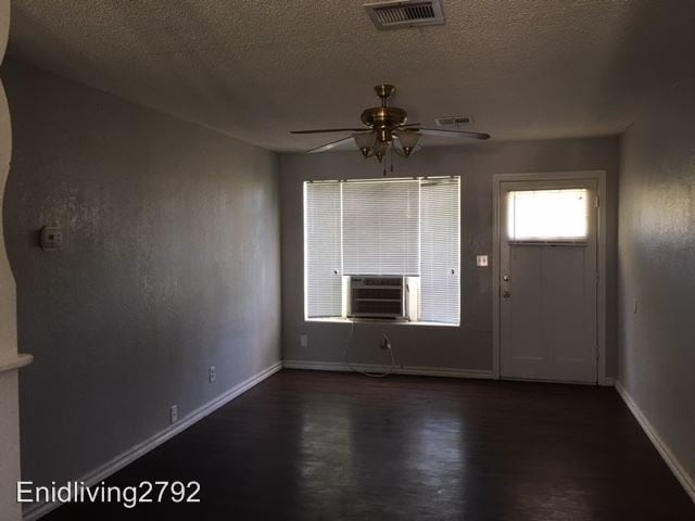 Building Photo - 1322 W Rupe Ave
