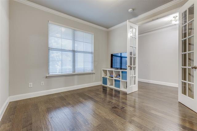 Building Photo - 8804 Tutbury Pl