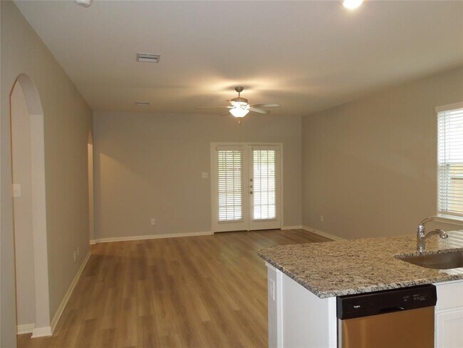 Foto del edificio - 10470 Sweetwater Creek Dr