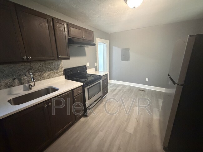 Foto del edificio - 3143 Hubbard St