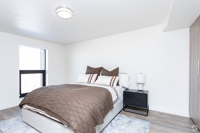 2BR, 1.5BA - 1,000SF - Primary Bedroom - Park East II