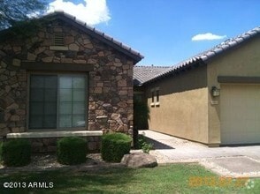 Building Photo - 15812 W Cypress St