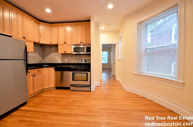 Foto del edificio - 191 Winthrop Rd