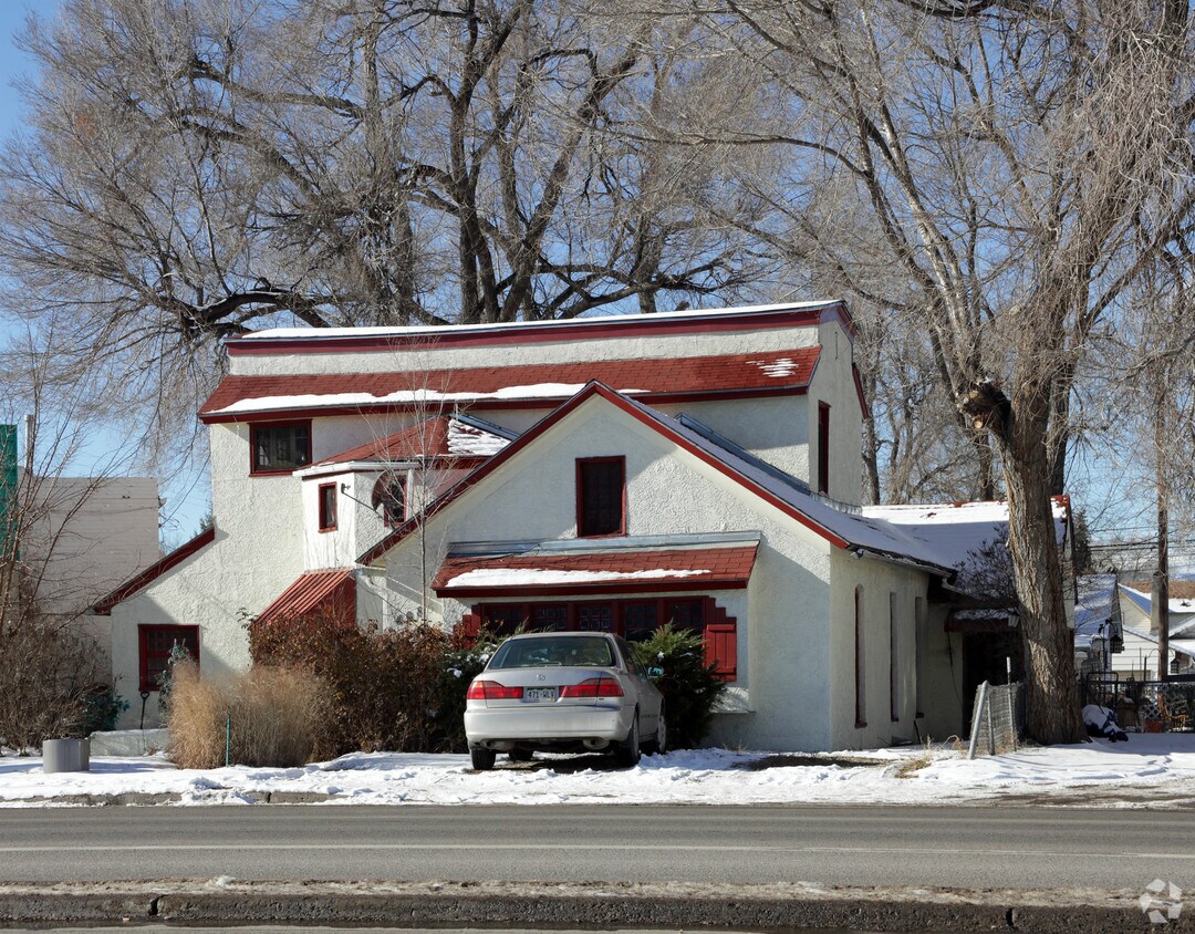 4085 S Broadway, Englewood, CO 80113 Apartments in Englewood, CO
