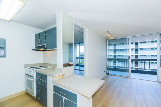 Building Photo - Kinau Lanais - 1-bdrm, 1-bath, 1-assigned ...