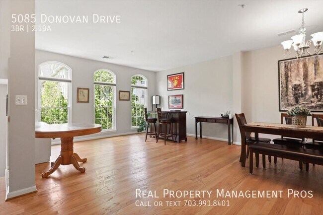 Foto del edificio - Rarely available Cameron Station TH - EV C...