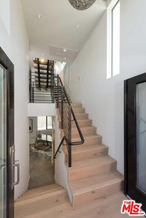 Foto del edificio - 6685 W Daychar Dr