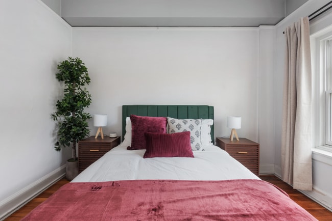 Building Photo - 2015 NW Flanders St