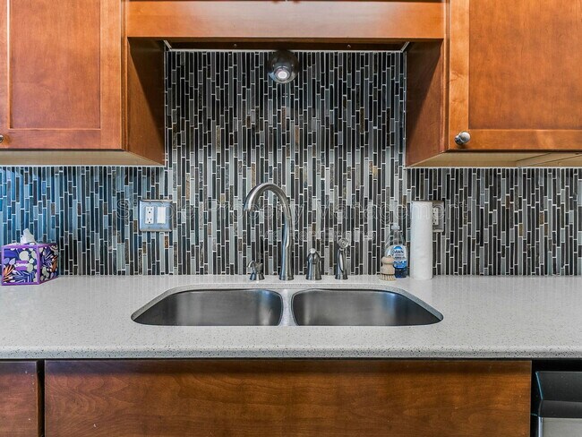 Foto del edificio - 525 Sweetbough St