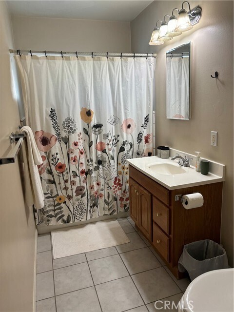 Foto del edificio - 526 Esther Way