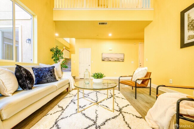 Foto del edificio - 5476 Summerfield Dr