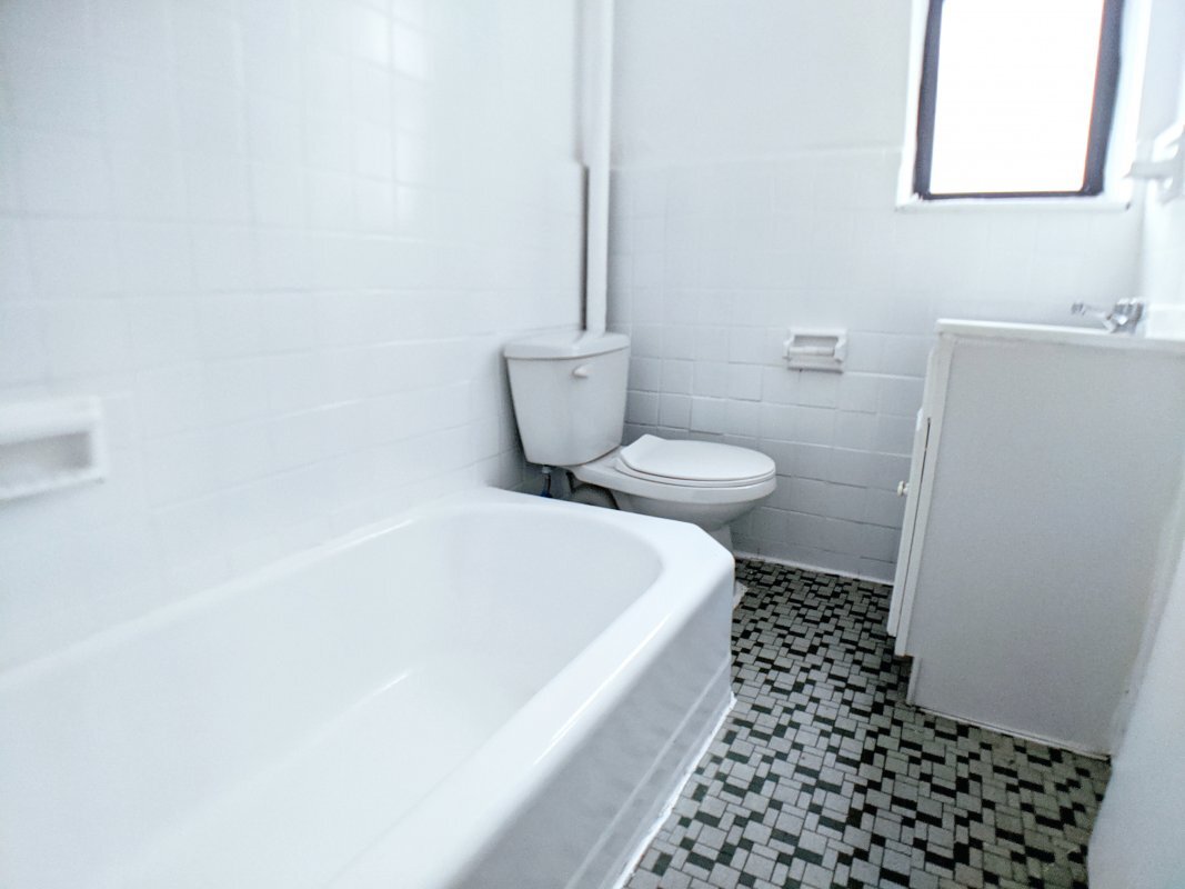 Foto del edificio - 246 Bradhurst Ave
