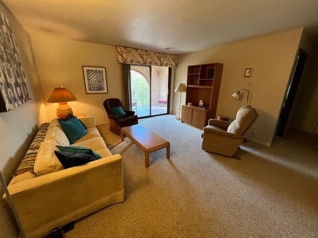 Foto del edificio - Sharp & Convenient 1 Bed. Condo that Can b...