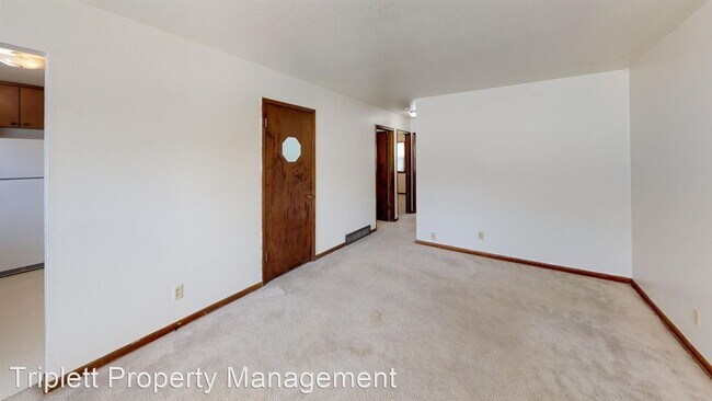 Building Photo - 3 br, 1 bath House - 4205 Toronto St