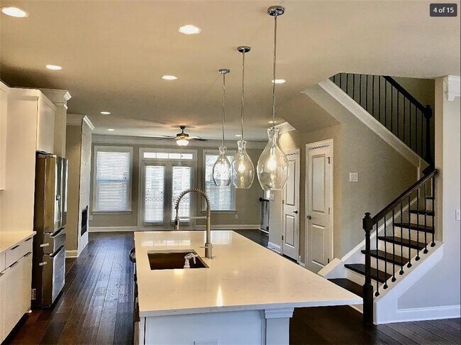 Foto del edificio - 4128 Townsend Ln