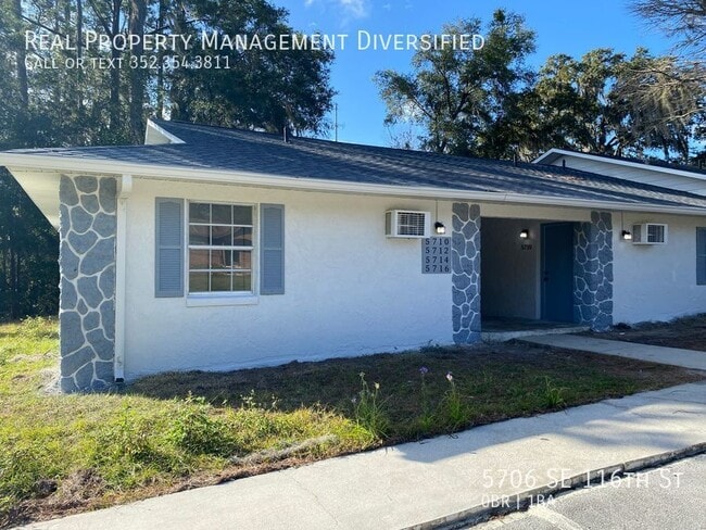 Foto del edificio - 5706 SE 116th St