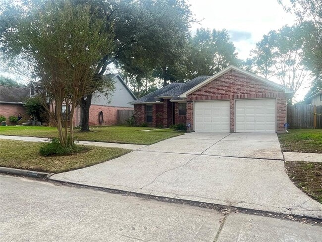 Building Photo - 17023 Highworth Dr