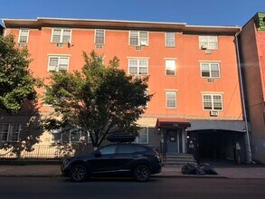Building Photo - 356 Palisade Ave