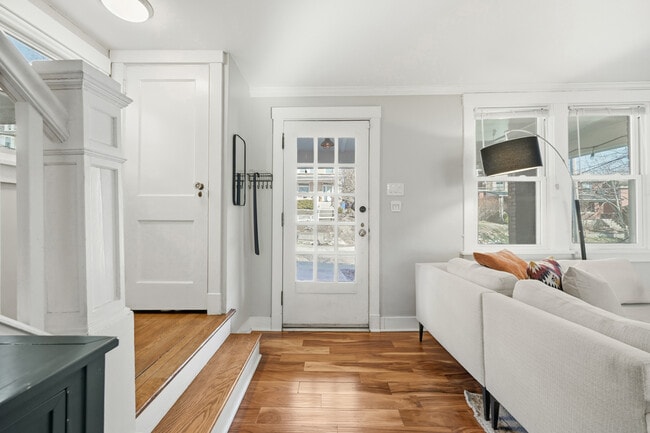 Building Photo - 1424 Macon Ave