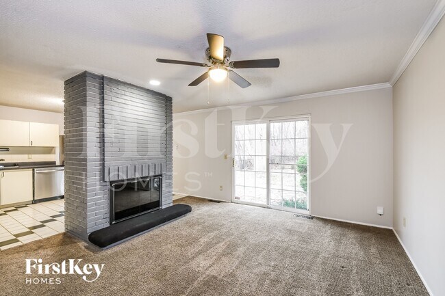 Foto del edificio - 612 Morewood Ct