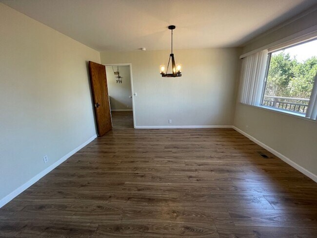 Foto del edificio - 27 Whitman Ct