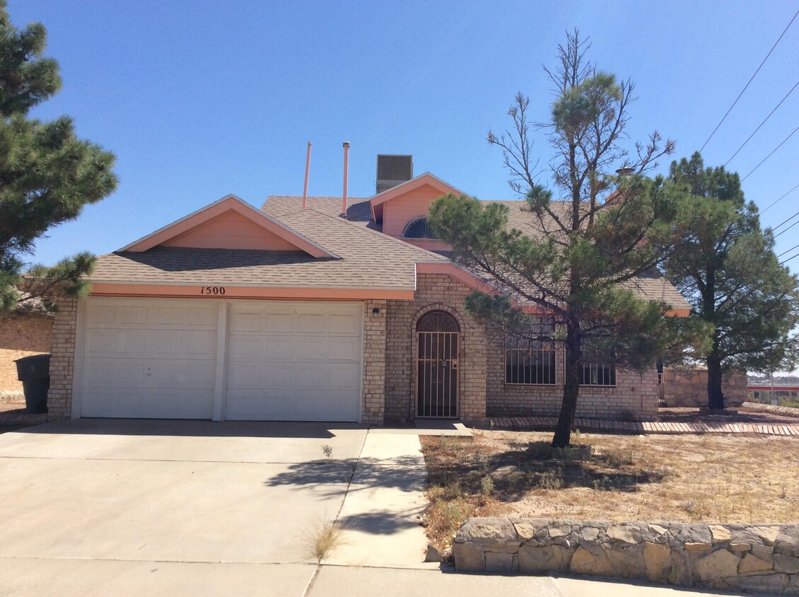 Primary Photo - 1500 Rebecca Ann Dr