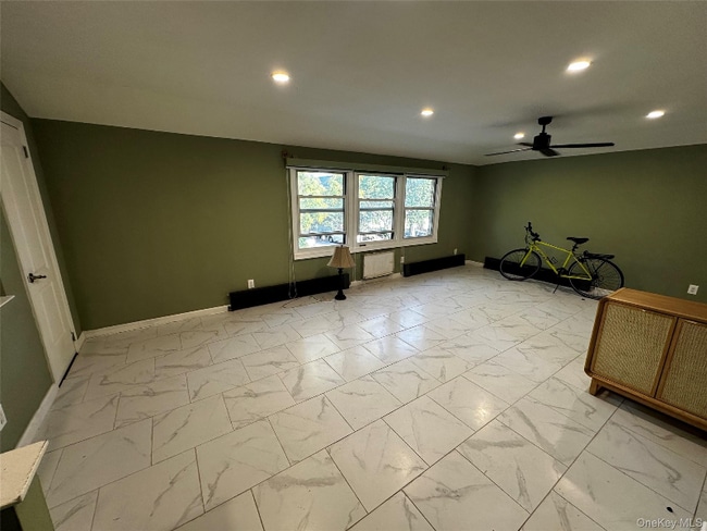 Building Photo - 89-32 Pontiac St