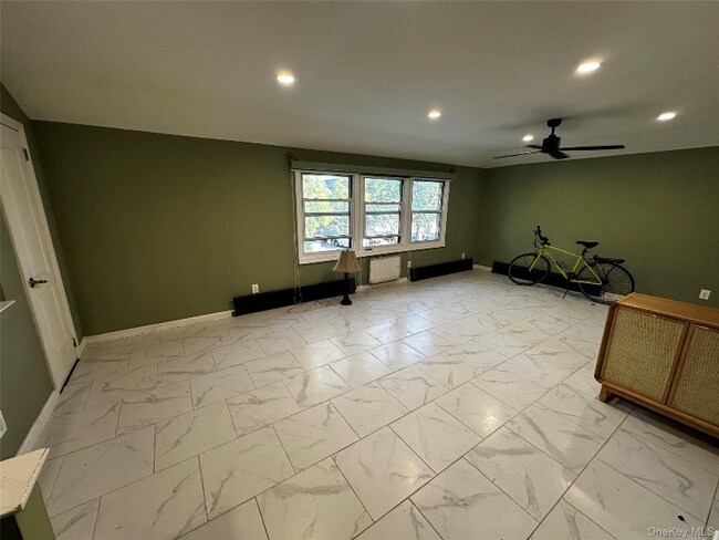 Foto del edificio - 89-32 Pontiac St