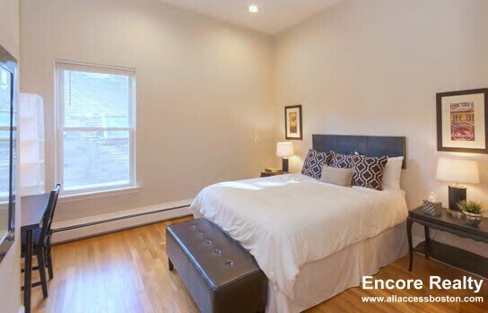 Foto principal - 1000 Memorial Dr