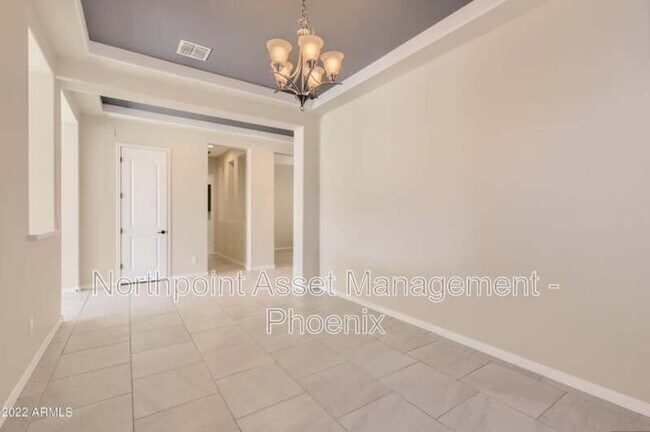 Building Photo - 19011 W Medlock Dr