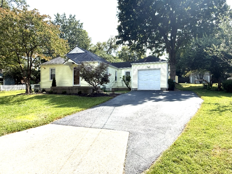 Foto principal - 11702 Kings Ln