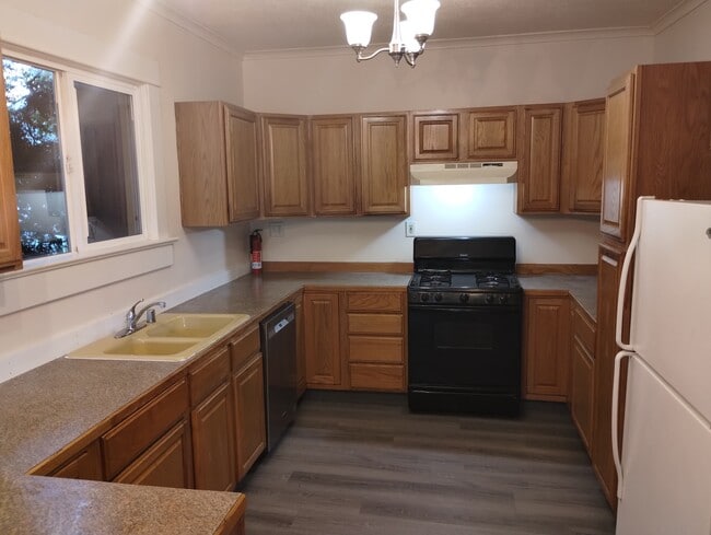 Building Photo - 912 Billy Frank Jr St