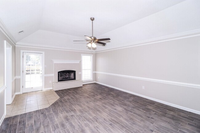 Building Photo - 1261 Fox Trace Dr