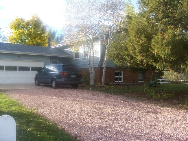 Building Photo - 5209 Greenway Dr