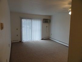Building Photo - 2 br, 1 bath Senior Housing - Summer Haven
