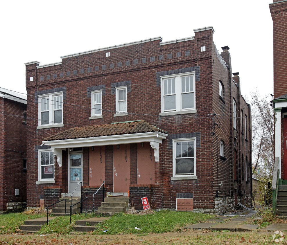 2732 Osceola, Saint Louis, MO 63111 Apartments in Saint Louis, MO