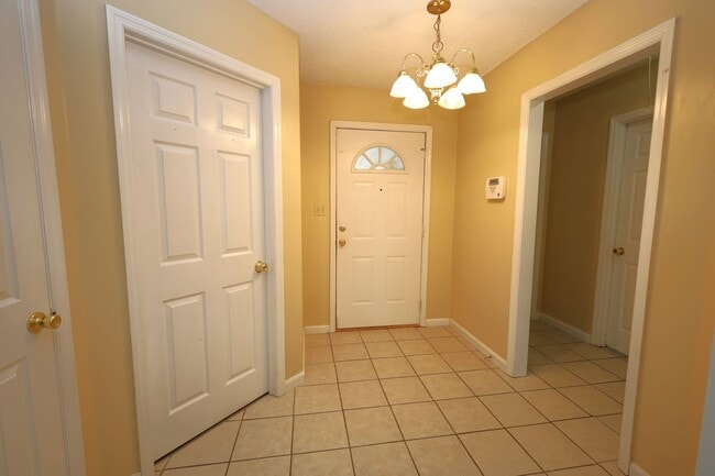 Foto del edificio - 4214 Abingdon Ct