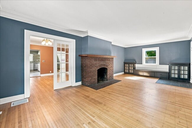 Foto del edificio - 5344 Lowell Ave