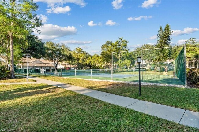 Foto del edificio - 5928 Cranbrook Way