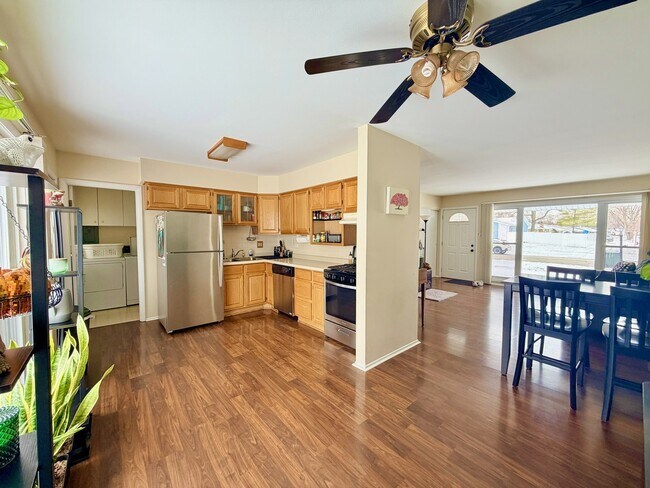 Foto del edificio - 635 Morton St