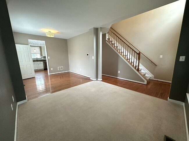 Foto del edificio - COMING SOON! 4-Bedroom, 3.5-Bathroom Colonial in Taneytown
