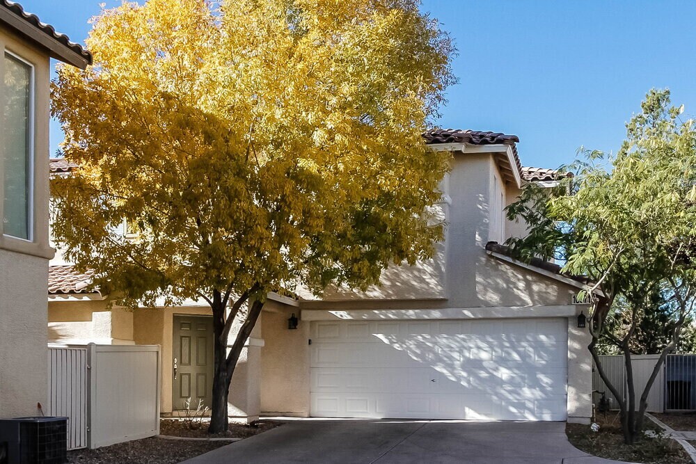Primary Photo - 10571 Alondra Peak St