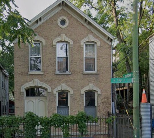 Primary Photo - 812 W 19th St