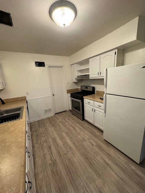 Building Photo - 1228 Perkins Terrace