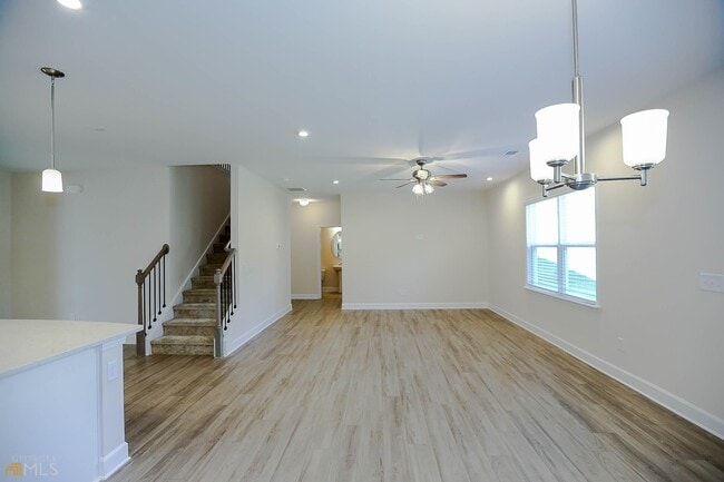 Building Photo - 1256 Maston Rd